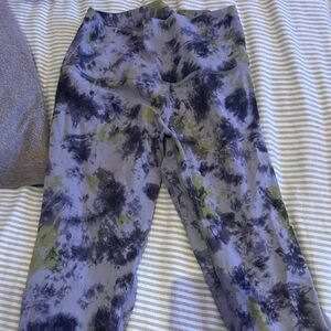 Lululemon sz 6 Tie-Dye Leggings